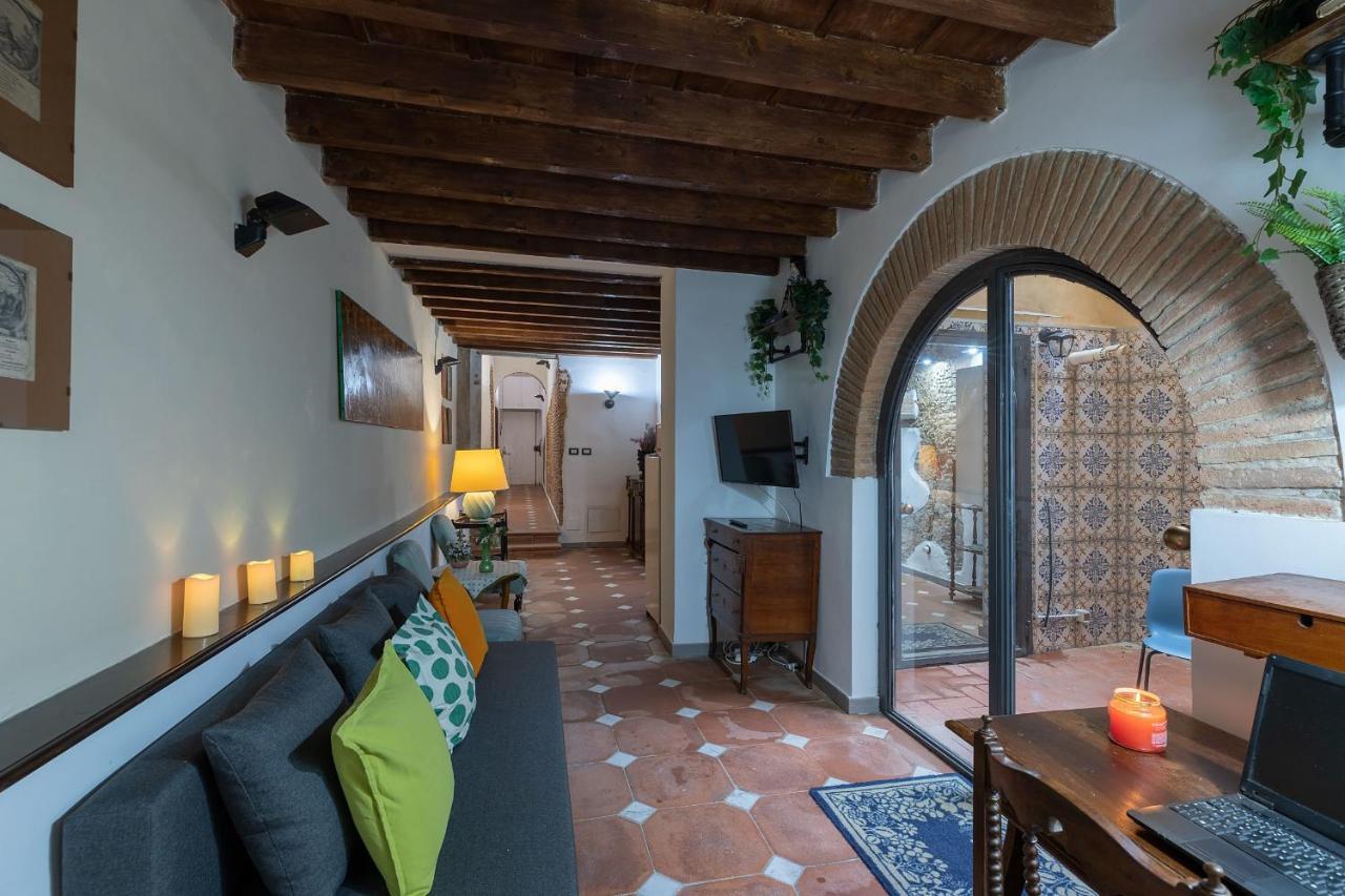 Serragli Court-hosted By Sweetstay Firenze